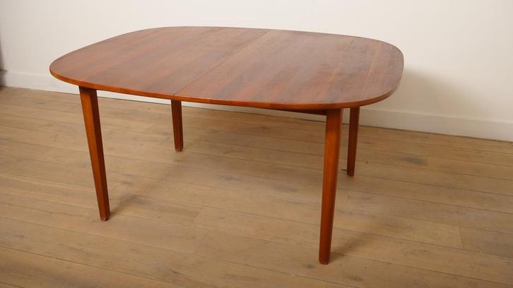 Vintage eettafel | uitschuifbaar | massief kersenhout | Ole, Maison & Meubles, Tables | Tables à manger, Enlèvement ou Envoi