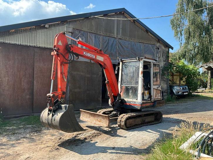 1993 Kubota KX-101 graafmachine, Zakelijke goederen, Machines en Bouw | Kranen en Graafmachines