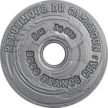 Kameroen. 2000 Francs 2023 Big Brother Is Watching You -