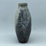 Vaas - Hagi Ware Ash-Glazed Vase door Sakata Deika XIII –