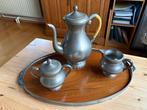Pot (4) - Étain - service à café en étain sur un plateau