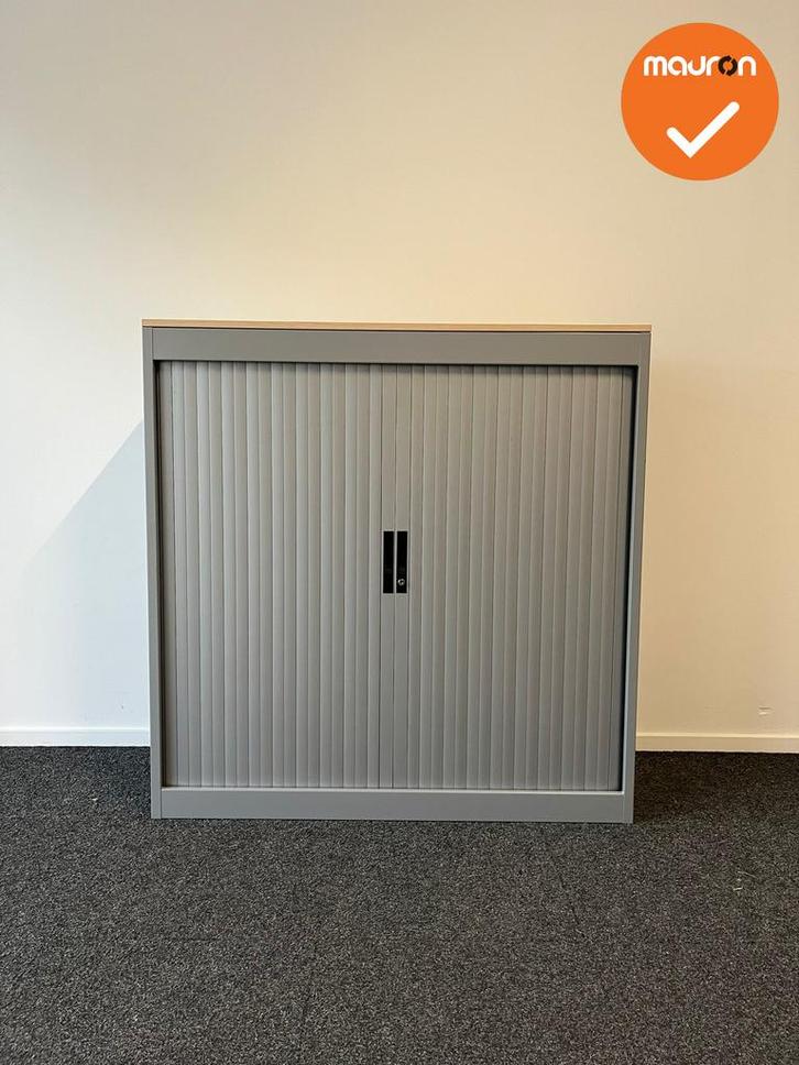 Roldeurkast - BASIC - 122x120x46cm - Zilvergrijs met zilverg, Zakelijke goederen, Kantoor en Winkelinrichting | Kantoormeubilair en Inrichting