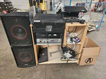 Professioneel Dj set waaronder JBSYSTEM beschikbaar voor biedingen