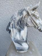 Sculpture, Paardenhoofd - 25 cm - Albâtre