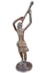 Beeldje - Figuur met blaasinstrument - Brons, Antiek en Kunst