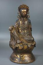 This is a statue of Guanyin Bodhisattva in the South China, Antiquités & Art