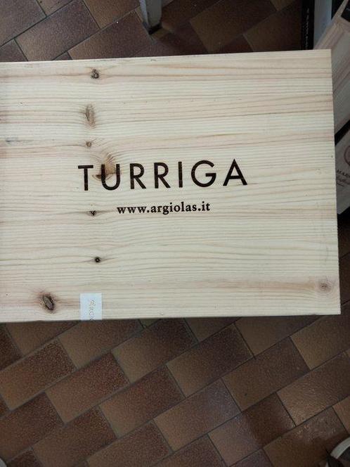2020 Argiolas, Turriga - Sardinië - 6 Flessen (0.75 liter), Verzamelen, Wijnen