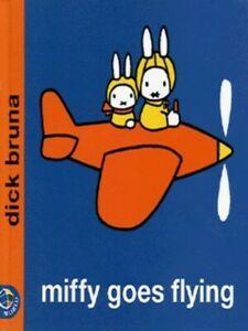 Miffys library: Miffy goes flying by Dick Bruna (Hardback), Livres, Livres Autre, Envoi