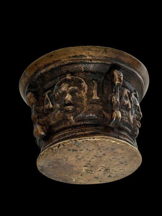 Vijzel - Messing - Antieke vijzel / 17e eeuw, Antiek en Kunst, Antiek | Overige Antiek