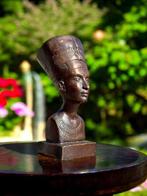 sculptuur, Buste of Queen Nefertiti - 12 cm - Gepatineerd