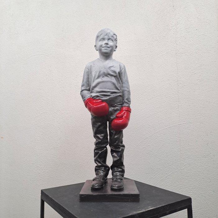 Mark Sugar - Carefree child (Red boxing style 58), Antiquités & Art, Art | Objets design