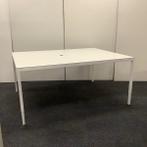 Vergadetafel - bureau,  in hoogte verstelbaar, 160x140 cm ,