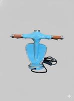 Vespa - Tafellamp - Uniek en bijzonder decoratiestuk -, Antiek en Kunst