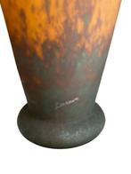 Vaas - Glas - Vase signé Lorrain, Antiek en Kunst