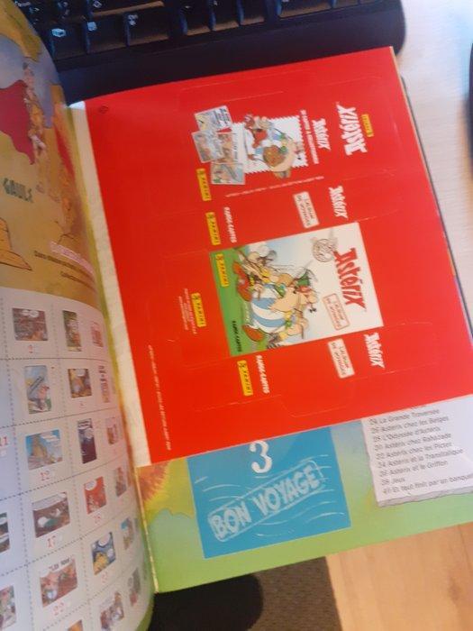 2022 Panini Panini Asterix Lalbum de voyages Empty album +, Collections, Autocollants