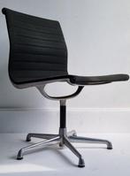ICF - Charles Eames - Bureaustoel - EA105 - Aluminium,, Antiek en Kunst