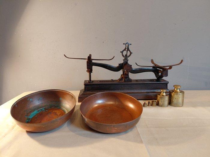 Inclusief 8 Gewichten - Balans of weegschaal - IJzer, Koper, Antiek en Kunst, Curiosa en Brocante