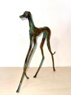 Abdoulaye Derme - Sculpture, Chien Lévrier - 34 cm - Bronze
