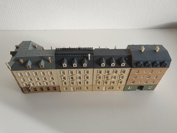 Pola, Faller N - Bâtiments pour trains miniatures (4) -, Hobby & Loisirs créatifs, Trains miniatures | Échelle N