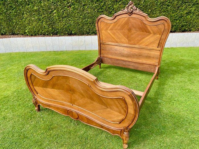 Lit - Nussbaum - Louis Philippe, Antiek en Kunst, Curiosa en Brocante