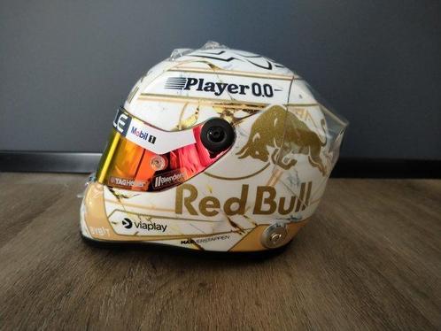 Red Bull Racing - Max Verstappen - 2024 - Scale 1/2 helmet, Verzamelen, Automerken, Motoren en Formule 1
