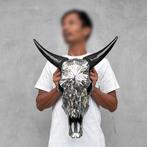 PRIX NON RÉSERVÉ - Tête de vache étonnante avec incrustation