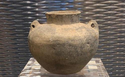Oud-Chinees, Han-dynastie Terracotta Amphoriskos - 15.4 cm, Antiek en Kunst, Antiek | Overige Antiek