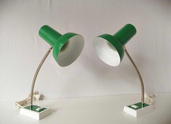 SIS - Bureaulamp (2) - 836 - Metaal, Plastic - Twee design, Antiek en Kunst, Antiek | Meubels | Stoelen en Sofa's