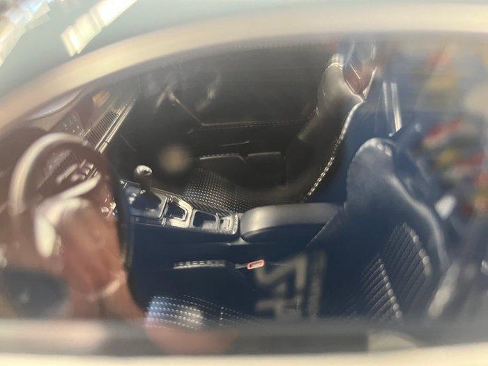 Norev 1:12 - Model sportwagen - Porsche 911 S/T 2023 BLEU, Hobby en Vrije tijd, Modelauto's | 1:5 tot 1:12