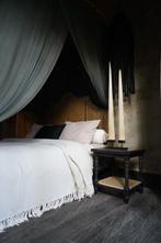 Geen reserveprijs - Een paar grote zwaardvisrostrums op op, Antiek en Kunst