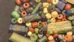 Oud Egyptisch tot Romeins Glas meer dan 100 oude kralen