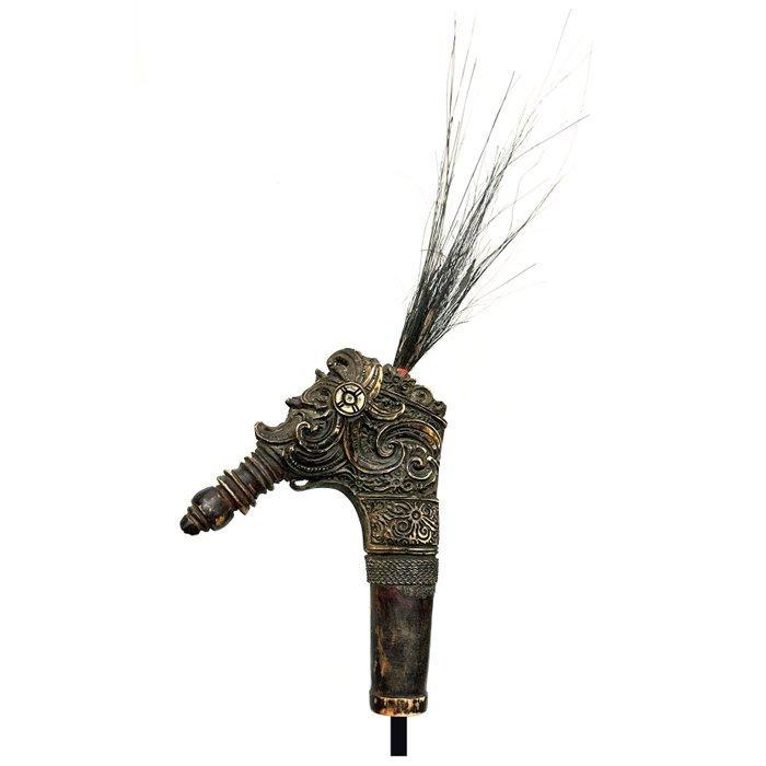 Handvat van Dayak mandau uit Borneo. - Iban Dayak -, Antiek en Kunst, Kunst | Niet-Westerse kunst