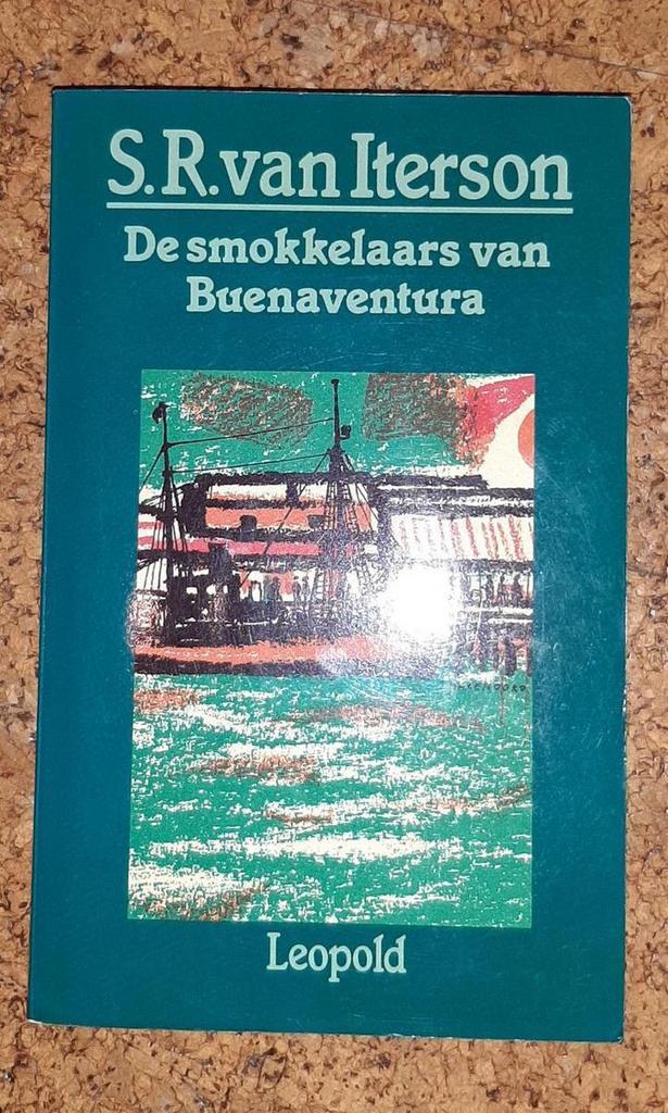 De Smokkelaars van buenaventura 9789025896621 Iterson, Boeken, Kinderboeken | Jeugd | 13 jaar en ouder, Gelezen, Verzenden