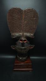 prachtig masker - batcham - Bamiléké (Zonder minimumprijs)