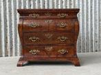 Commode - Commode, pendule, armoire, bufet, buffet - Noix de