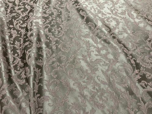 De charme van antiek damast - Meubelstof - 3 m - 3.3 m, Antiek en Kunst, Antiek | Tapijten, Tafelkleden en Textiel