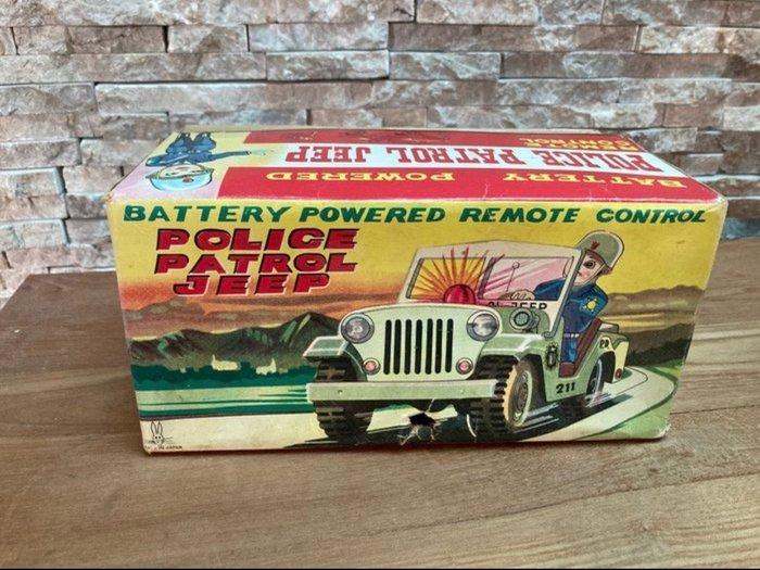 Usagiya - Speelgoedauto Police Patrol Jeep - Battery Powered, Antiek en Kunst, Antiek | Speelgoed