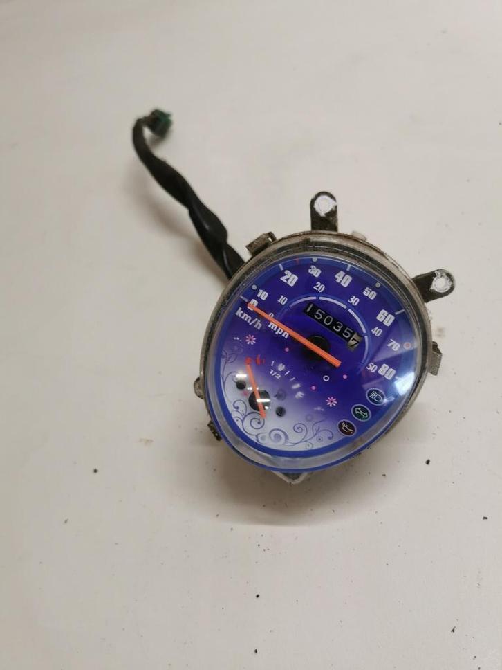 Kymco Sento 2009 / kilometerteller  / 15035km, Fietsen en Brommers, Brommeronderdelen | Scooters, Overige typen, Overige merken