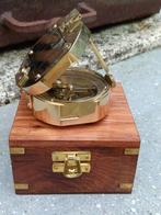 Kompas - brass - in houten kist