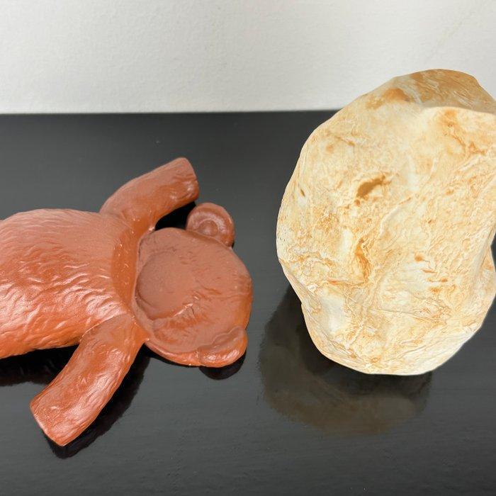 Santicri (1992) - The Weight of Shattered Dreams, Antiek en Kunst, Kunst | Designobjecten