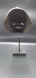 Mask - Nigeria (Zonder Minimumprijs)