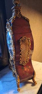 Horloge neuchâteloise - SSS Marke - Laiton - 1960-1970