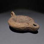 Oud-Romeins Terracotta Olielamp met het hoofd van Medusa. 1e