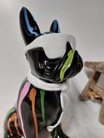 Beeld, garden statue dog color black with paint color - 28, Antiek en Kunst, Curiosa en Brocante