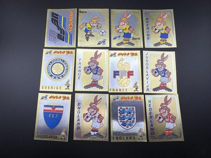 1992 Panini Uefa Euro 92 - Set completo badge - 21 Sticker -, Verzamelen, Stickers