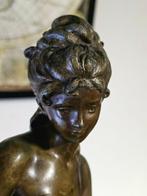 Hippolyte François Moreau (1832-1927) - sculptuur, La cruche, Antiek en Kunst