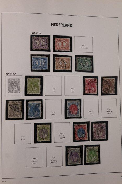 Nederland 1867/2002 - Groot lot in 7 voordrukalbums & 1, Postzegels en Munten, Postzegels | Nederland
