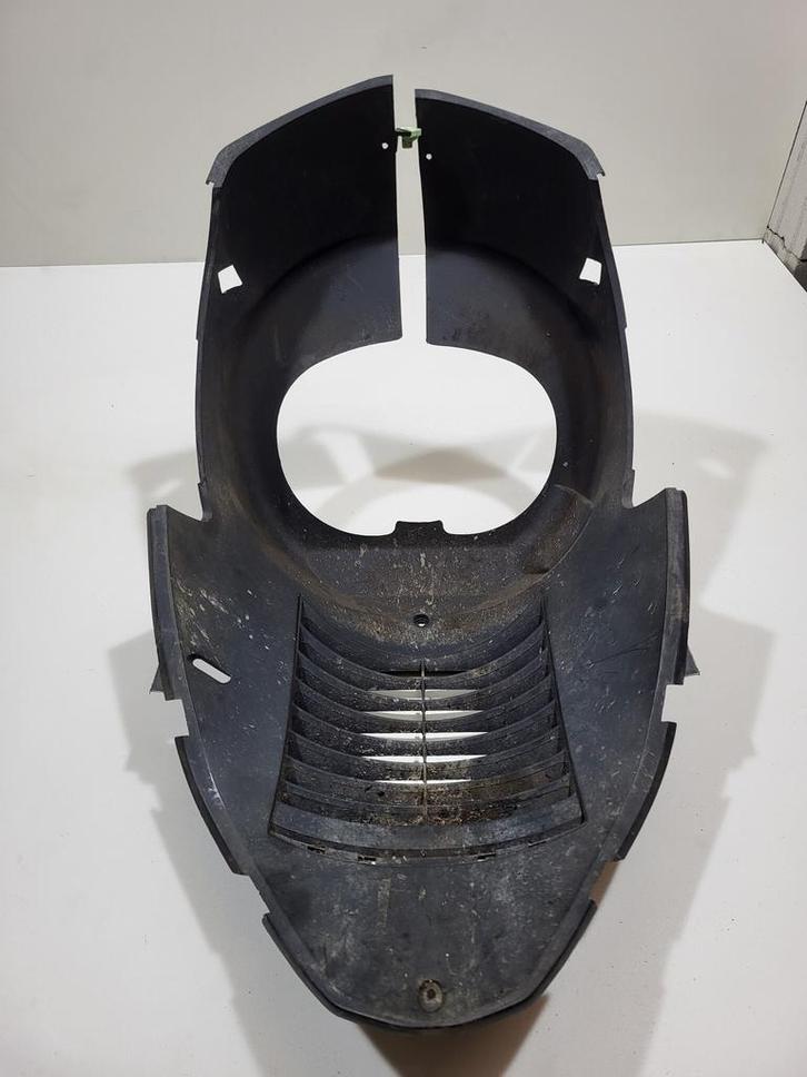 Jet Force 50 2T NC E2 05-07 / wielkuip radiateur kap kunstof, Fietsen en Brommers, Brommeronderdelen | Scooters, Kap, Overige merken