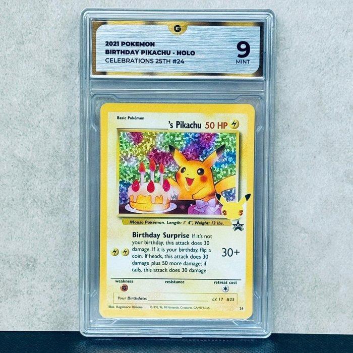 Pokémon Graded card - Birthday Pikachu Holo #24 Celebrations, Hobby en Vrije tijd, Verzamelkaartspellen | Pokémon