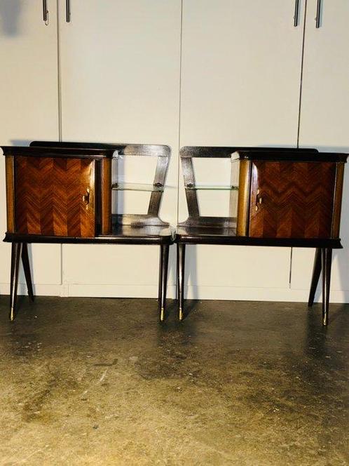 Nachtkastje - Glas, Hout - Twee nachtkastjes uit de jaren 60, Antiek en Kunst, Kunst | Designobjecten